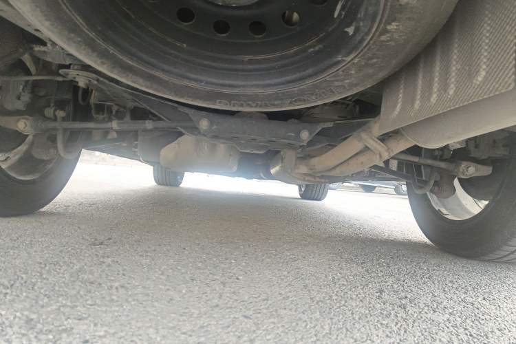 Used CHANGAN CS95 2019 2.0T Two-Wheel-Drive Luxury Version Chassis Rear