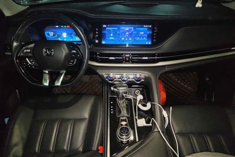 Used CHANGAN CS95 2019 2.0T Two-Wheel-Drive Luxury Version