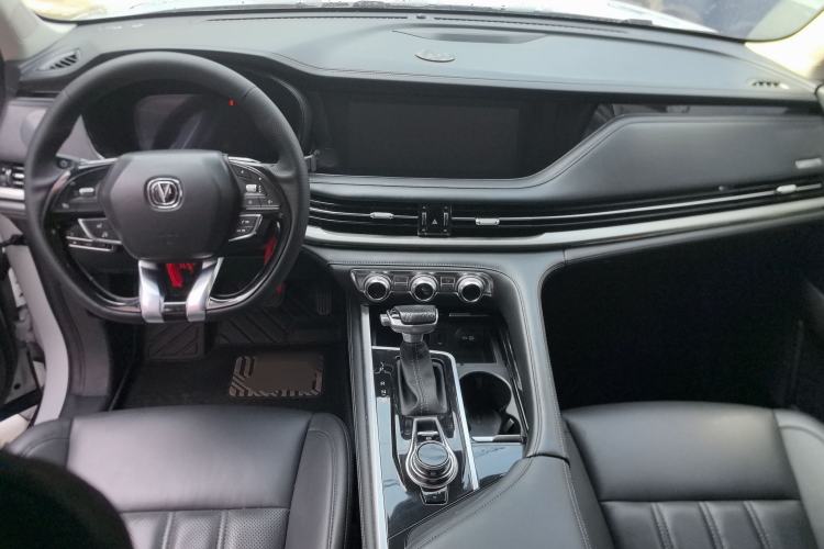 Used CHANGAN CS95 2019 2.0T Two-Wheel-Drive Luxury Version Center Console