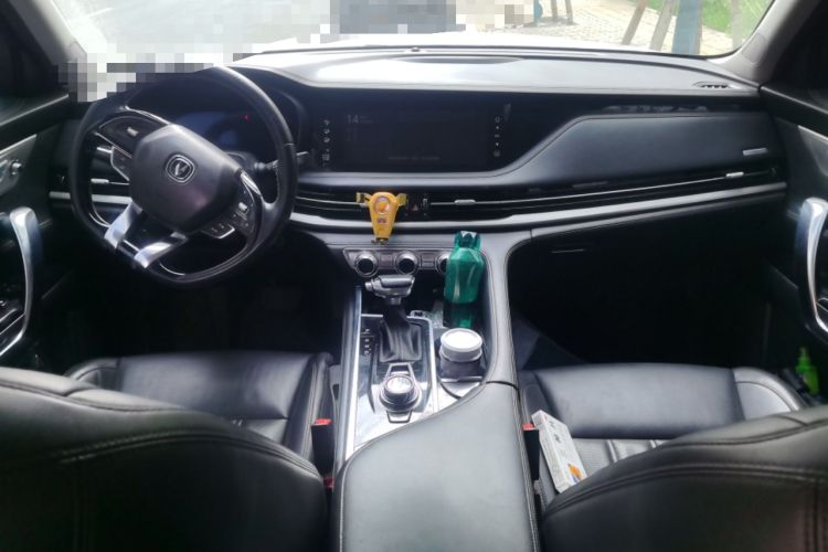 Used CHANGAN CS95 2019 2.0T Two-Wheel-Drive Luxury Version Center Console