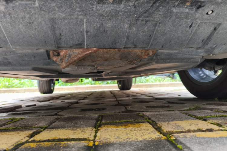 Used CHANGAN CS95 2019 2.0T Two-Wheel-Drive Luxury Version Chassis Front