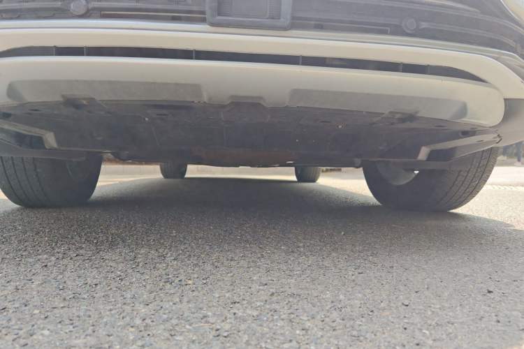 Used CHANGAN CS95 2019 2.0T Four-Wheel Drive Prestige Version Chassis Front