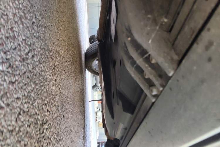 Used CHANGAN CS95 2019 2.0T Four-Wheel Drive Luxury Version Chassis Front Left