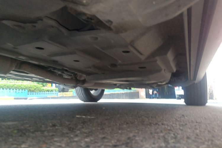 Used CHANGAN CS95 2019 2.0T Four-Wheel Drive Prestige Version Chassis Front Left
