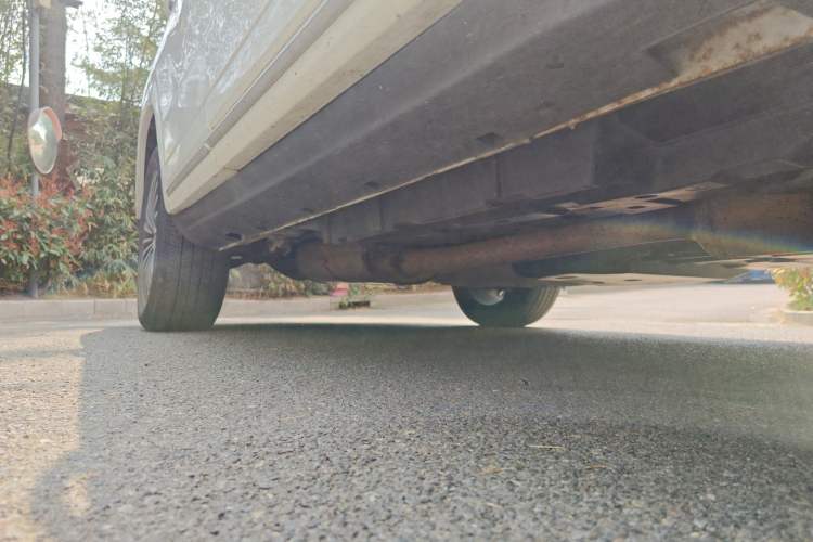 Used CHANGAN CS95 2019 2.0T Four-Wheel Drive Prestige Version Chassis Front Right