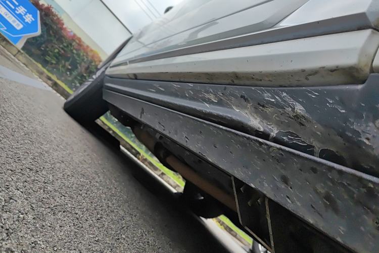 Used CHANGAN CS95 2019 2.0T Four-Wheel Drive Prestige Version Chassis Front Right