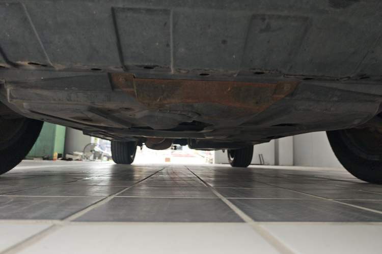 Used CHANGAN CS95 2019 2.0T Two-Wheel-Drive Luxury Version Chassis Front