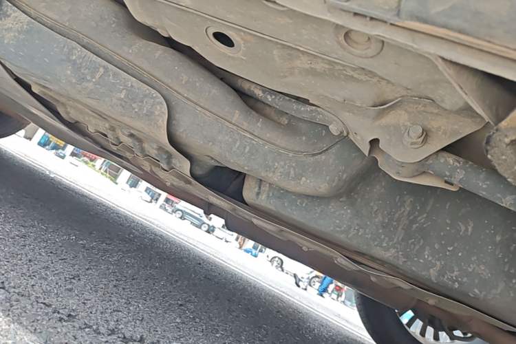 Used CHANGAN CS95 2019 2.0T Two-Wheel-Drive Luxury Version Chassis Rear Left