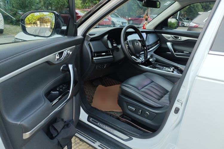 Used CHANGAN CS95 2019 2.0T Two-Wheel-Drive Luxury Version Driver Seat