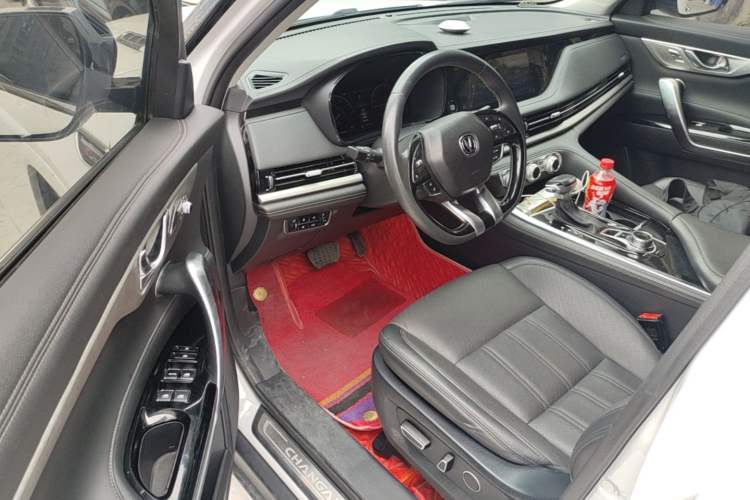 Used CHANGAN CS95 2019 2.0T Four-Wheel Drive Luxury Version Driver Seat