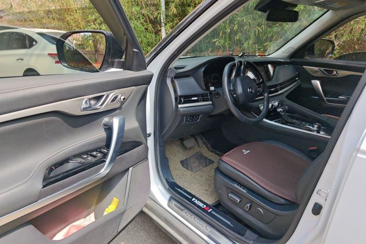 Used CHANGAN CS95 2019 2.0T Four-Wheel Drive Prestige Version Driver Seat