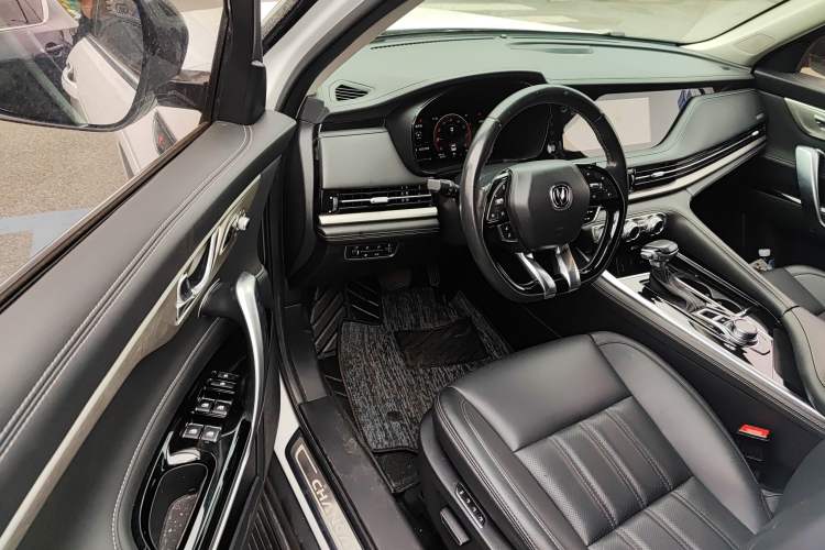 Used CHANGAN CS95 2019 2.0T Four-Wheel Drive Prestige Version Driver Seat
