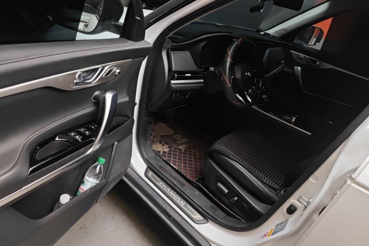 Used CHANGAN CS95 2019 2.0T Two-Wheel-Drive Luxury Version Driver Seat