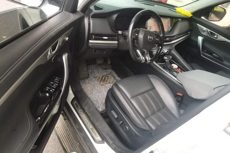 Used CHANGAN CS95 2019 2.0T Four-Wheel Drive Luxury Version Driver Seat
