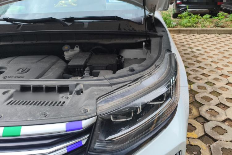 Used CHANGAN CS95 2019 2.0T Two-Wheel-Drive Luxury Version Engine Bay Left
