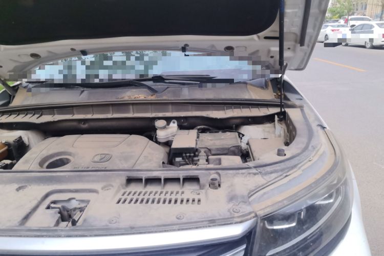 Used CHANGAN CS95 2019 2.0T Two-Wheel-Drive Luxury Version Engine Bay Left