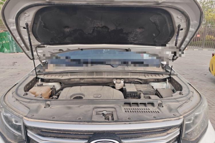 Used CHANGAN CS95 2019 2.0T Two-Wheel-Drive Luxury Version Engine Bay