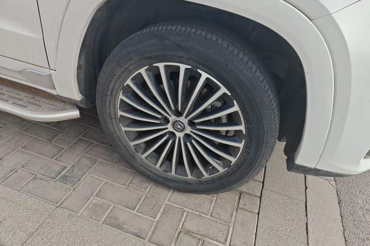 Used CHANGAN CS95 2019 2.0T Two-Wheel-Drive Luxury Version Exterior 7