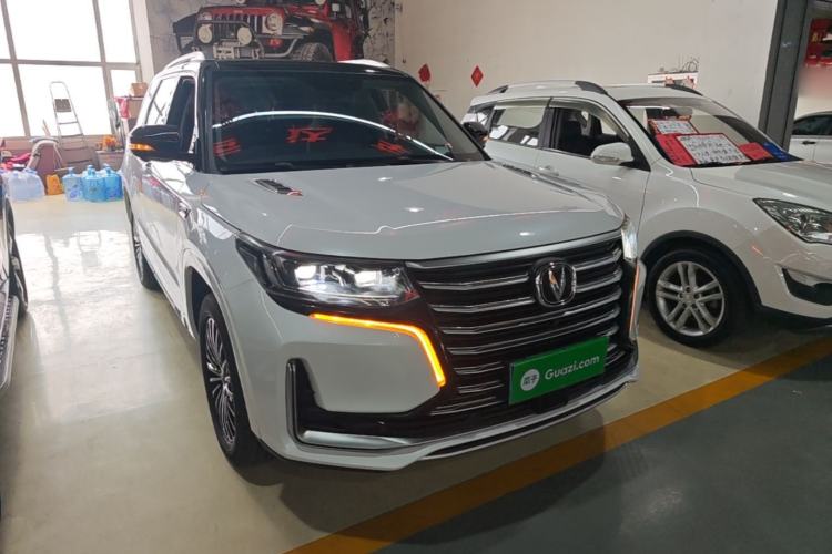 Used CHANGAN CS95 2019 2.0T Four-Wheel Drive Luxury Version Front Right 45 Deg