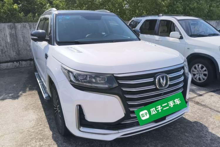 Used CHANGAN CS95 2019 2.0T Two-Wheel-Drive Luxury Version Front Right 45 Deg