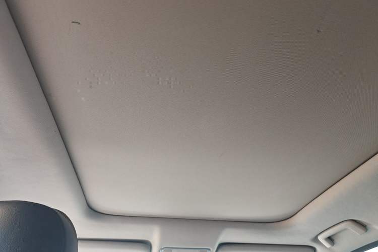 Used CHANGAN CS95 2019 2.0T Two-Wheel-Drive Luxury Version Headliner