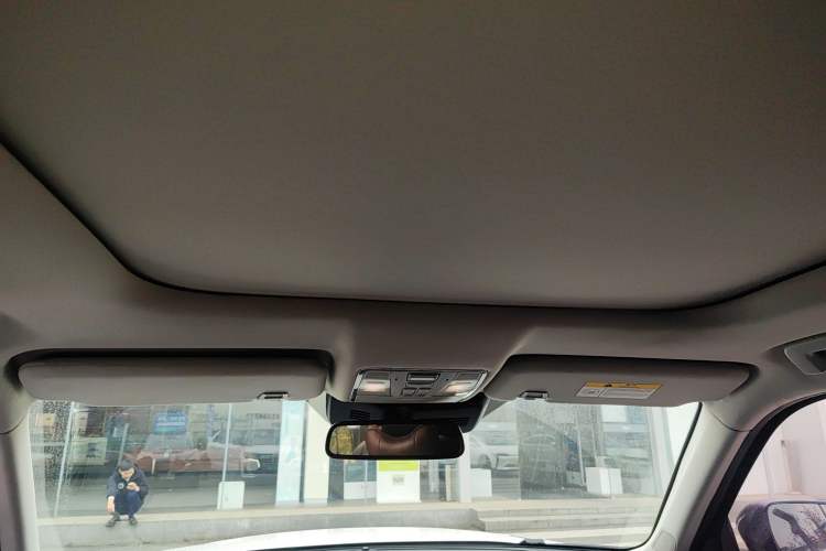 Used CHANGAN CS95 2019 2.0T Four-Wheel Drive Prestige Version Headliner