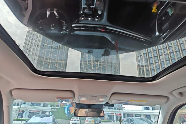 Used CHANGAN CS95 2019 2.0T Two-Wheel-Drive Luxury Version Headliner