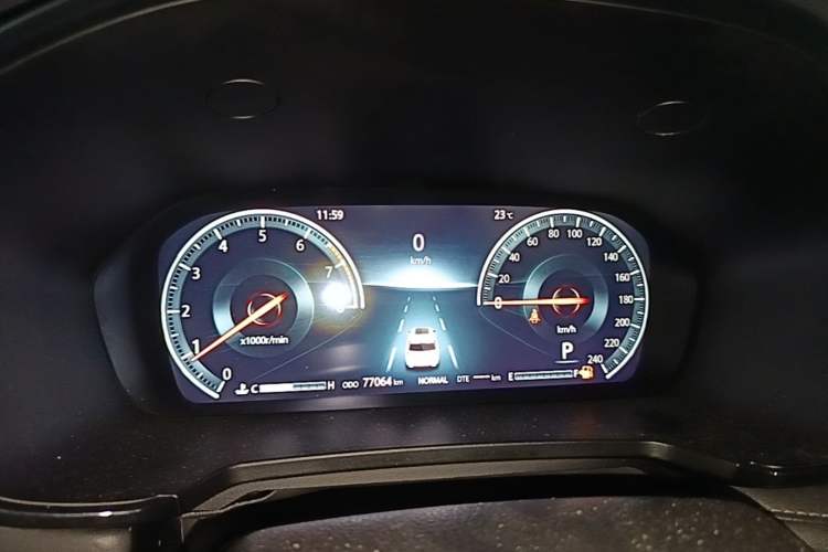 Used CHANGAN CS95 2019 2.0T Two-Wheel-Drive Luxury Version Instrument Cluster