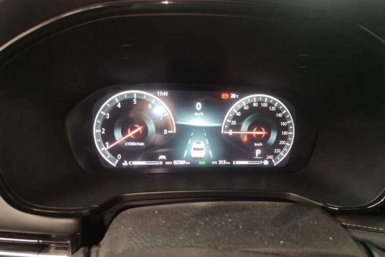 Used CHANGAN CS95 2019 2.0T Four-Wheel Drive Luxury Version Instrument Cluster