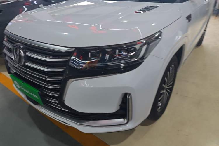 Used CHANGAN CS95 2019 2.0T Four-Wheel Drive Luxury Version Left Front Headlight