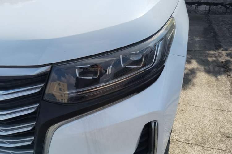 Used CHANGAN CS95 2019 2.0T Two-Wheel-Drive Luxury Version Left Front Headlight