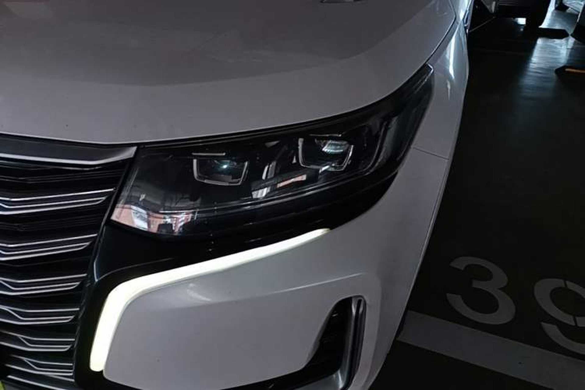 Used CHANGAN CS95 2019 2.0T Two-Wheel-Drive Luxury Version Left Front Headlight