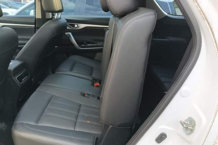 Used CHANGAN CS95 2019 2.0T Two-Wheel-Drive Luxury Version Left Rear Seat