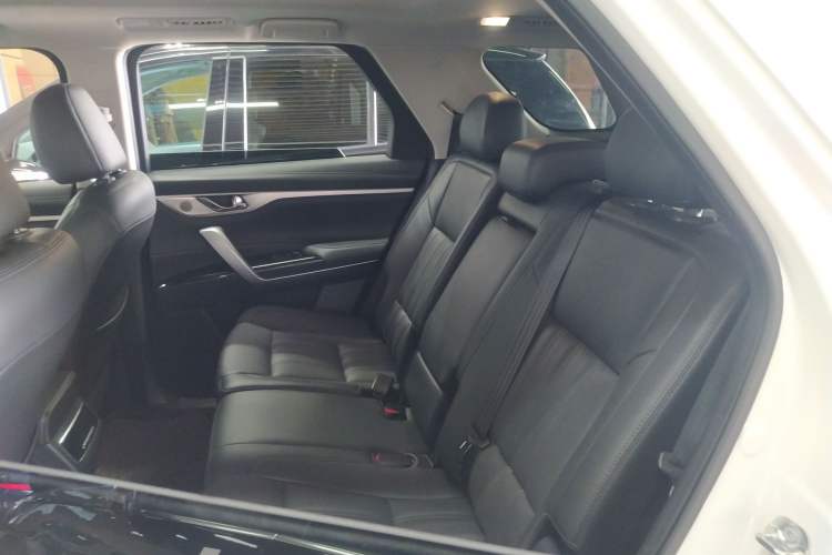 Used CHANGAN CS95 2019 2.0T Four-Wheel Drive Prestige Version Left Rear Seat