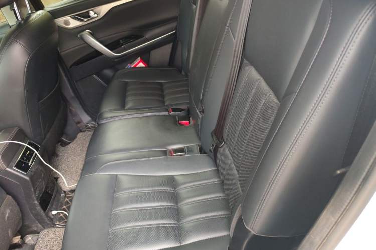 Used CHANGAN CS95 2019 2.0T Four-Wheel Drive Prestige Version Left Rear Seat