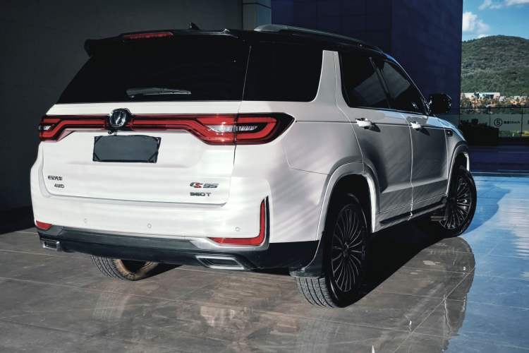 Used CHANGAN CS95 2019 2.0T Four-Wheel Drive Prestige Version Rear Right 45 Deg
