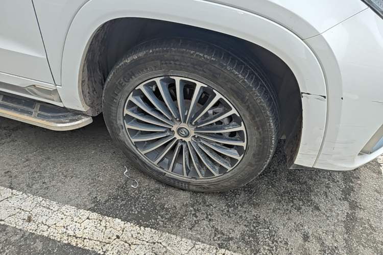 Used CHANGAN CS95 2019 2.0T Two-Wheel-Drive Luxury Version Right Front Wheel Hub