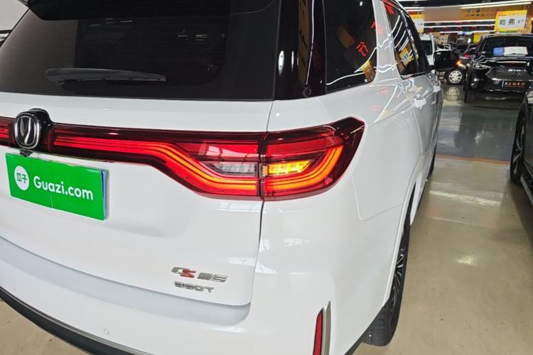 Used CHANGAN CS95 2019 2.0T Four-Wheel Drive Luxury Version Right Rear Taillight