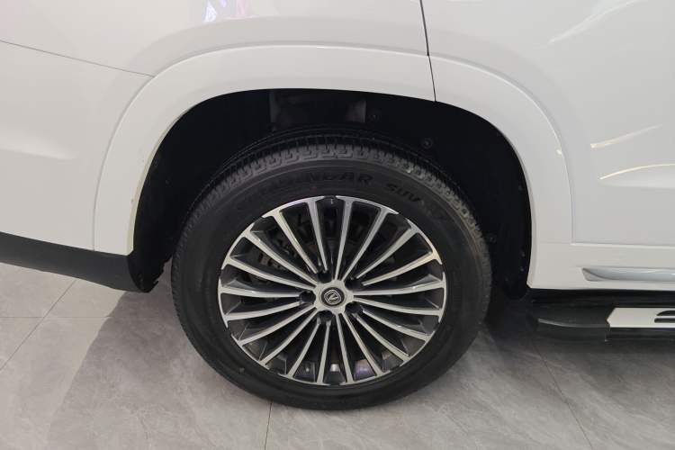 Used CHANGAN CS95 2019 2.0T Two-Wheel-Drive Luxury Version Right Rear Wheel Hub