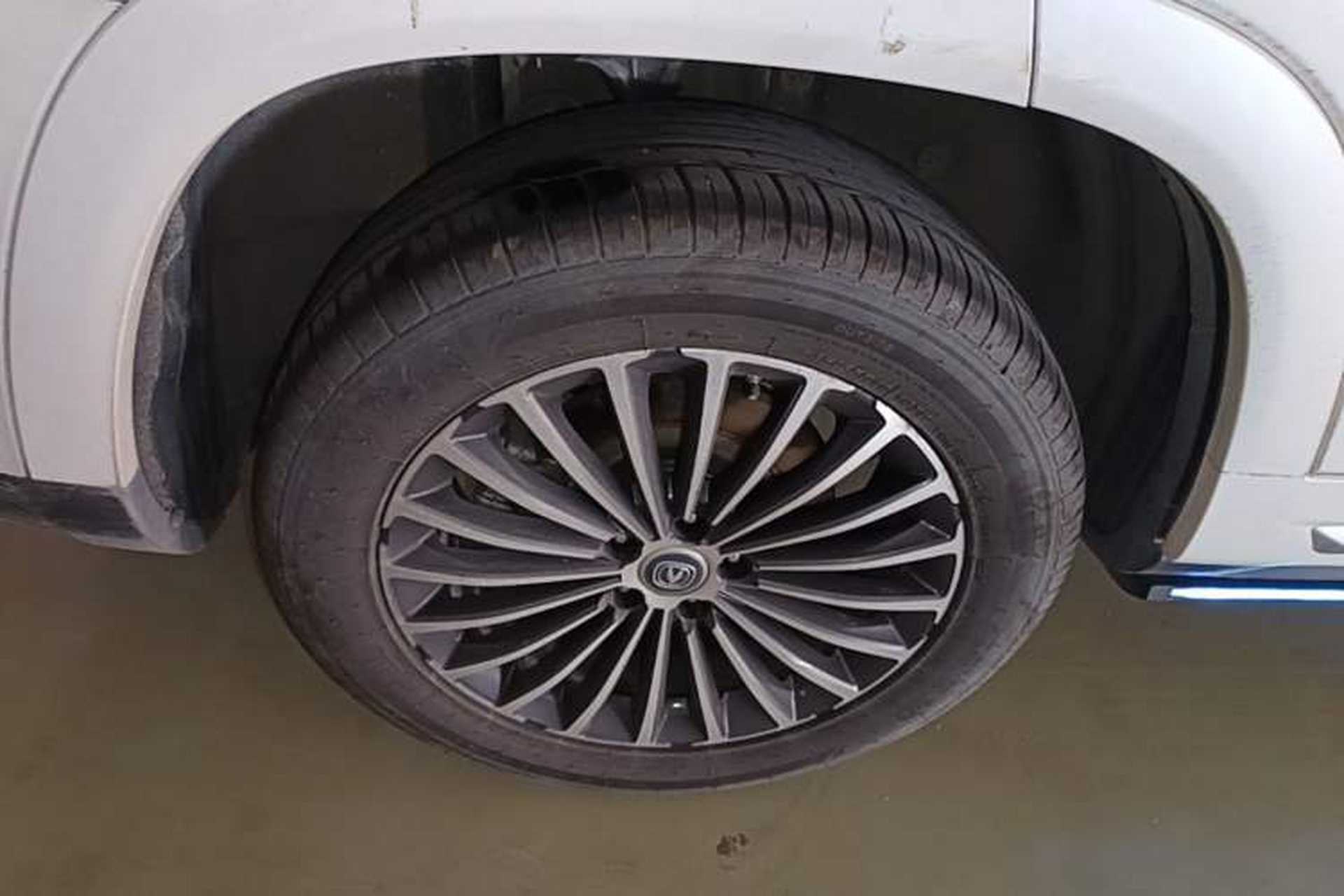 Used CHANGAN CS95 2019 2.0T Two-Wheel-Drive Luxury Version Right Rear Wheel Hub