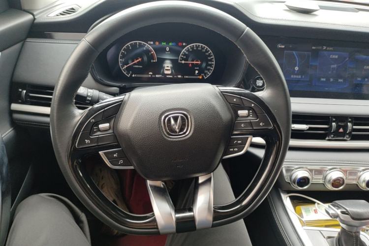 Used CHANGAN CS95 2019 2.0T Four-Wheel Drive Luxury Version Steering Wheel