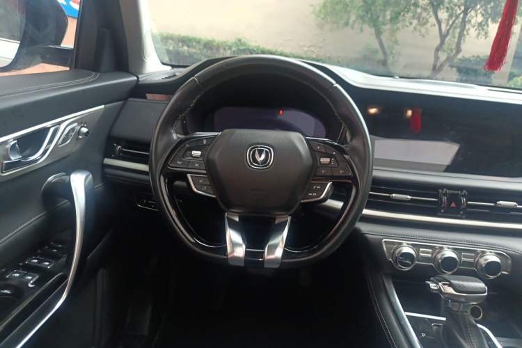 Used CHANGAN CS95 2019 2.0T Four-Wheel Drive Prestige Version Steering Wheel
