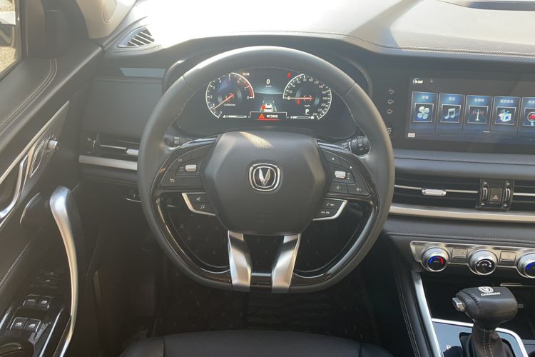 Used CHANGAN CS95 2019 2.0T Two-Wheel-Drive Luxury Version Steering Wheel