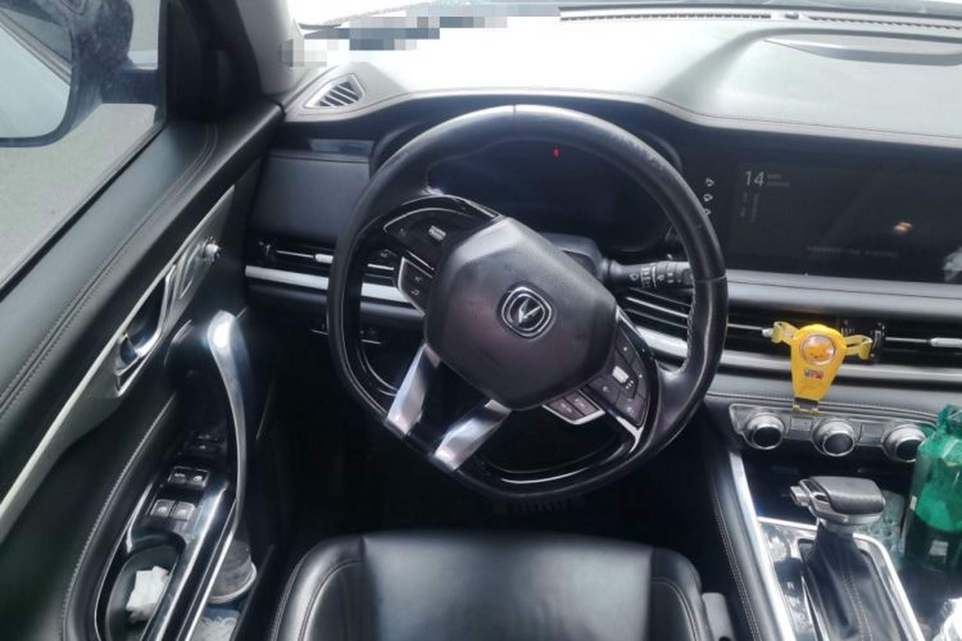 Used CHANGAN CS95 2019 2.0T Two-Wheel-Drive Luxury Version Steering Wheel