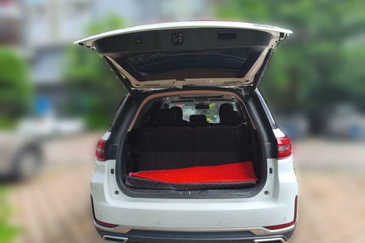 Used CHANGAN CS95 2019 2.0T Two-Wheel-Drive Luxury Version Trunk