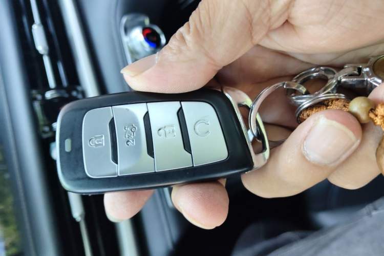 Used CHANGAN CS95 2019 2.0T Four-Wheel Drive Luxury Version Vehicle Key