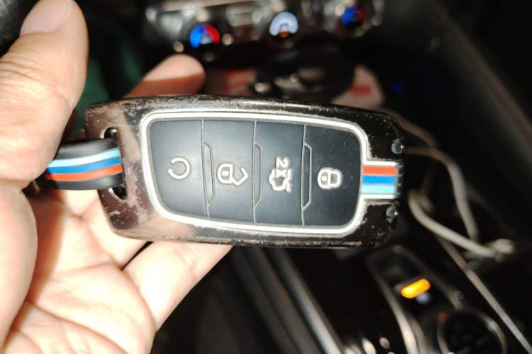Used CHANGAN CS95 2019 2.0T Two-Wheel-Drive Luxury Version Vehicle Key
