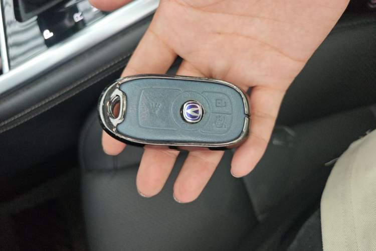 Used CHANGAN CS95 2019 2.0T Two-Wheel-Drive Luxury Version Vehicle Key