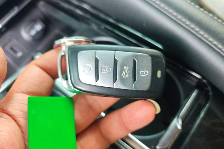 Used CHANGAN CS95 2019 2.0T Four-Wheel Drive Prestige Version Vehicle Key