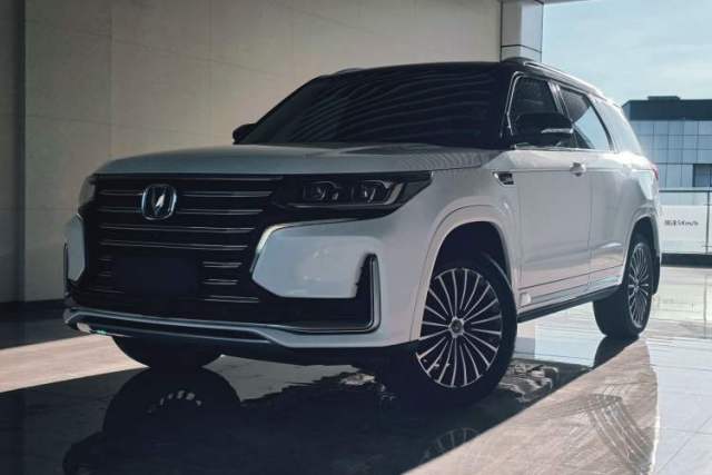 Used CHANGAN CS95 2019 2.0T Four-Wheel Drive Prestige Version